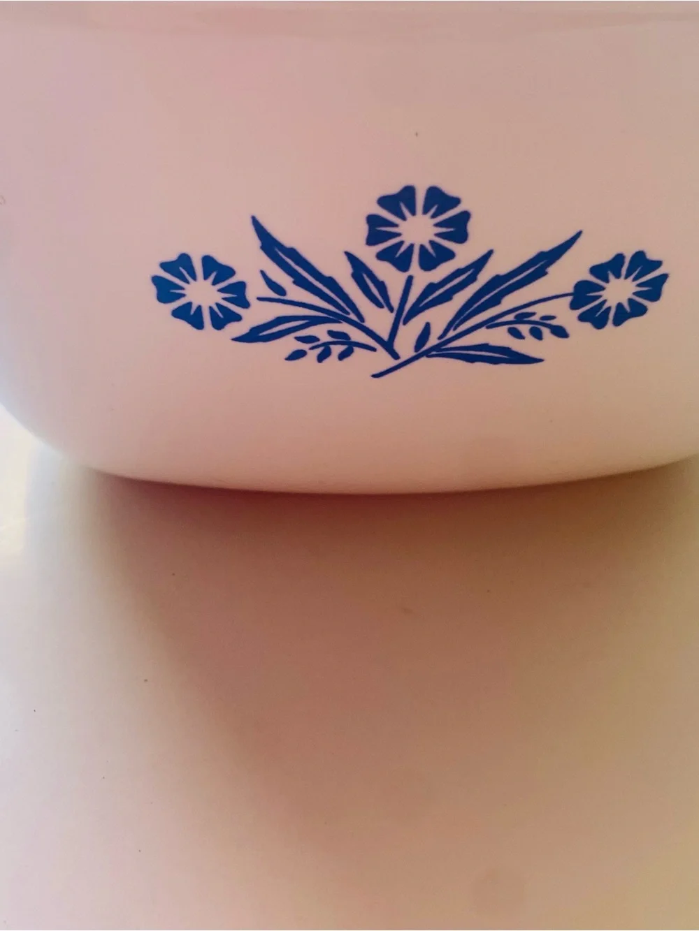 Vintage Corning Ware 7”x7” from 1975 in excellent condition, cottagecore